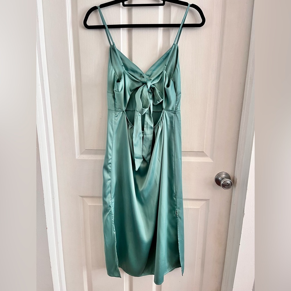 NWOT Hippie Rose Satin Jade Green Halter Tie Back Midi Dress Medium - Picture 4 of 7